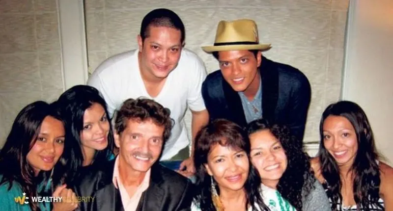 Bruno Mars with family image